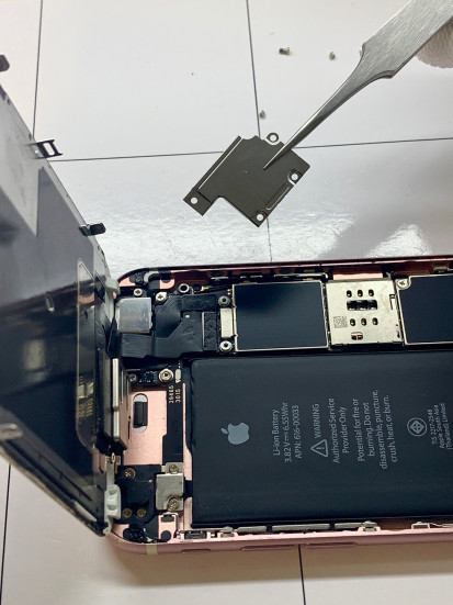 Замена дисплея Iphone 6s Замена дисплея Iphone 6s